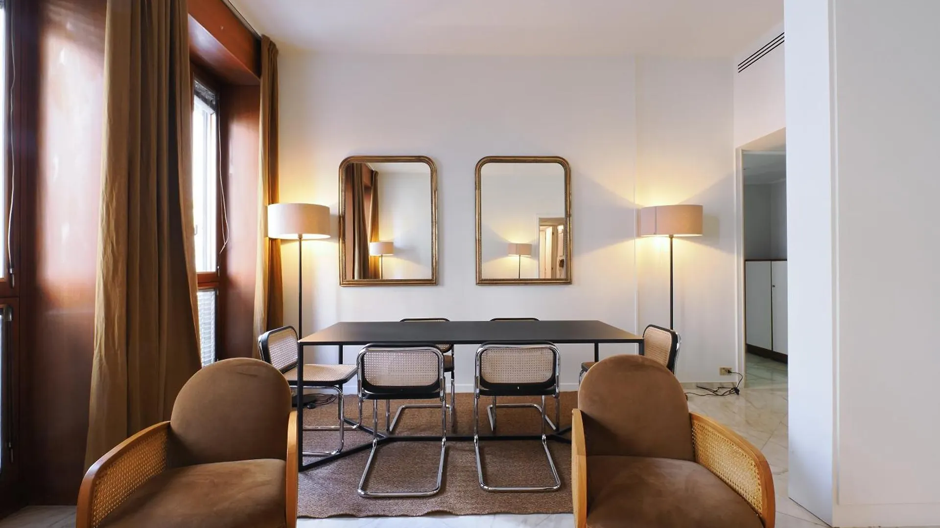 San Babila City Centre Apt 米兰